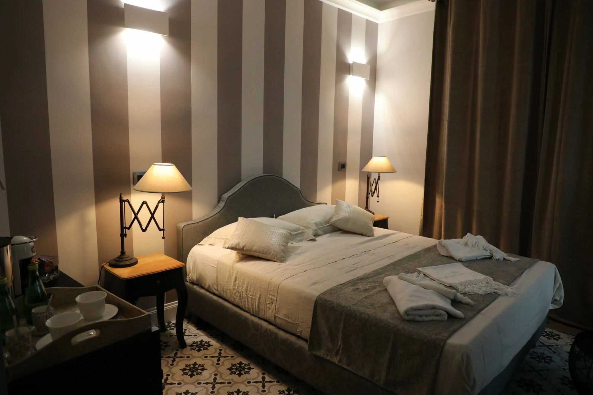 Domus Centro Tropea Hotel Bagian luar foto